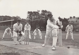 1956 HBS vs Quick, Piet Marseille (Q) bat. vlnr. Rishworth, D v Vliet, Rob Bruijnesteijn, H Boelhouwer, P. v. Katwijk